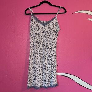 Floral Lace Trim nightgown